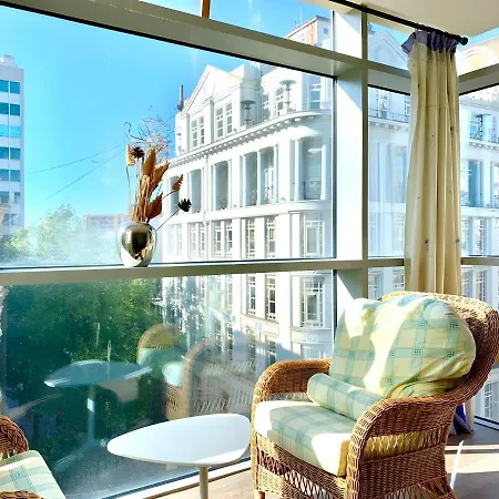 Apartment Prime Location Stunning Floor-to-ceiling Windows Birmingham